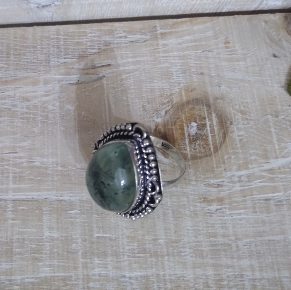 PREHNITE SILVER STONE RING NWOT - Picture 5 of 7